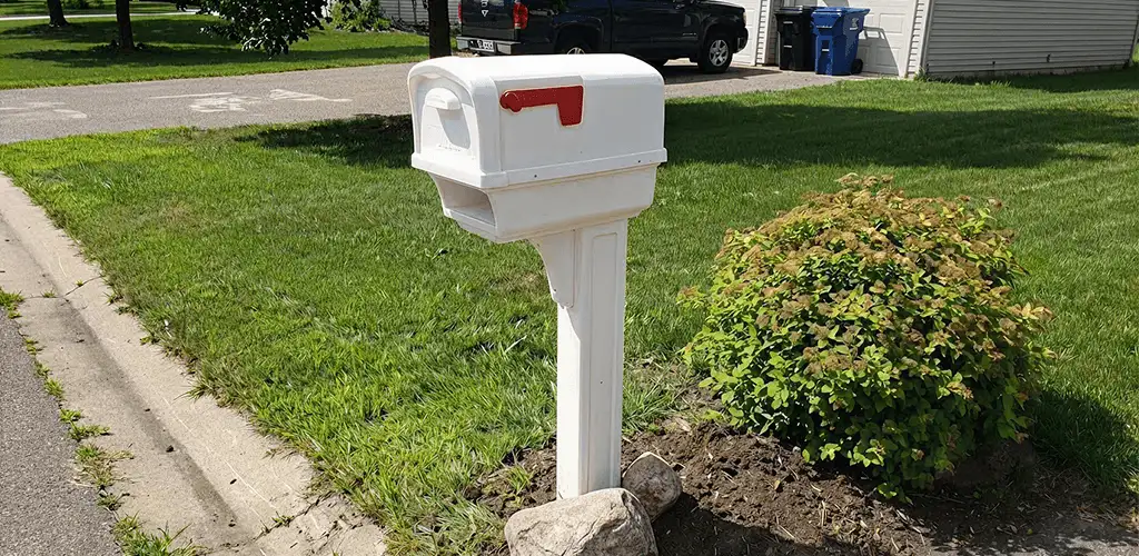 Mailbox installation for a residential curbside mailbox in Boise, ID